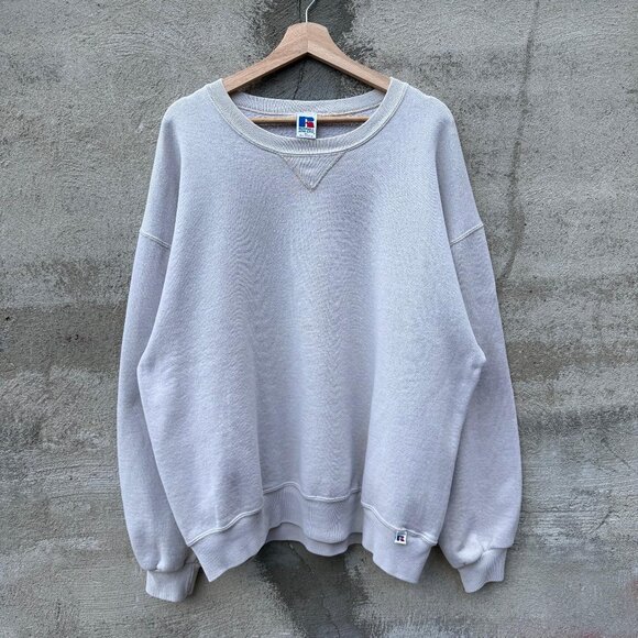 90's Russell Athletic Faded Egg Shell White Crewneck Sweatshirt - Picture 1 of 6